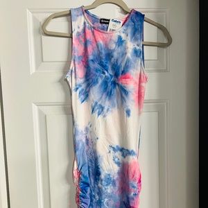 POPULAR 21 TIE DIE DRESS WITH RUCHED TIE SIDES SIZE LARGE